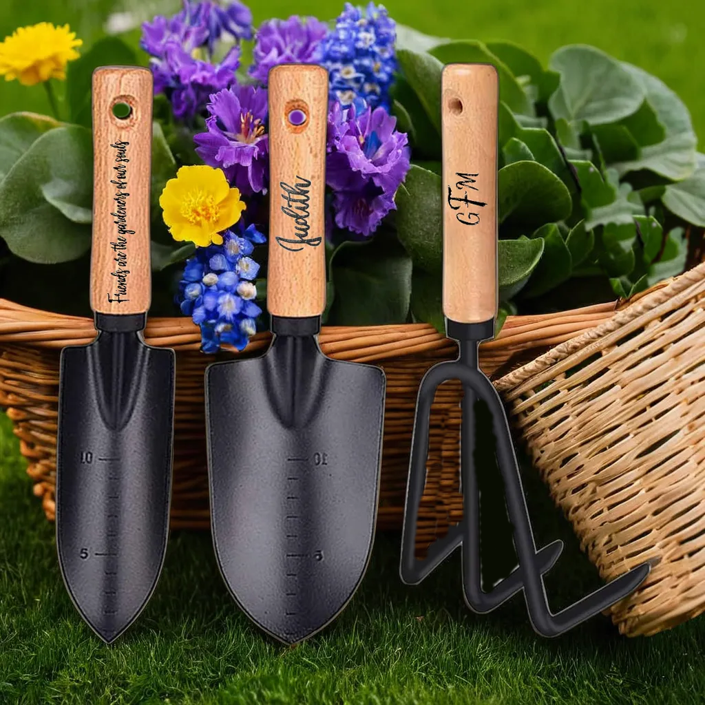 Personalized 3-piece garden tool set with engraved wooden handles