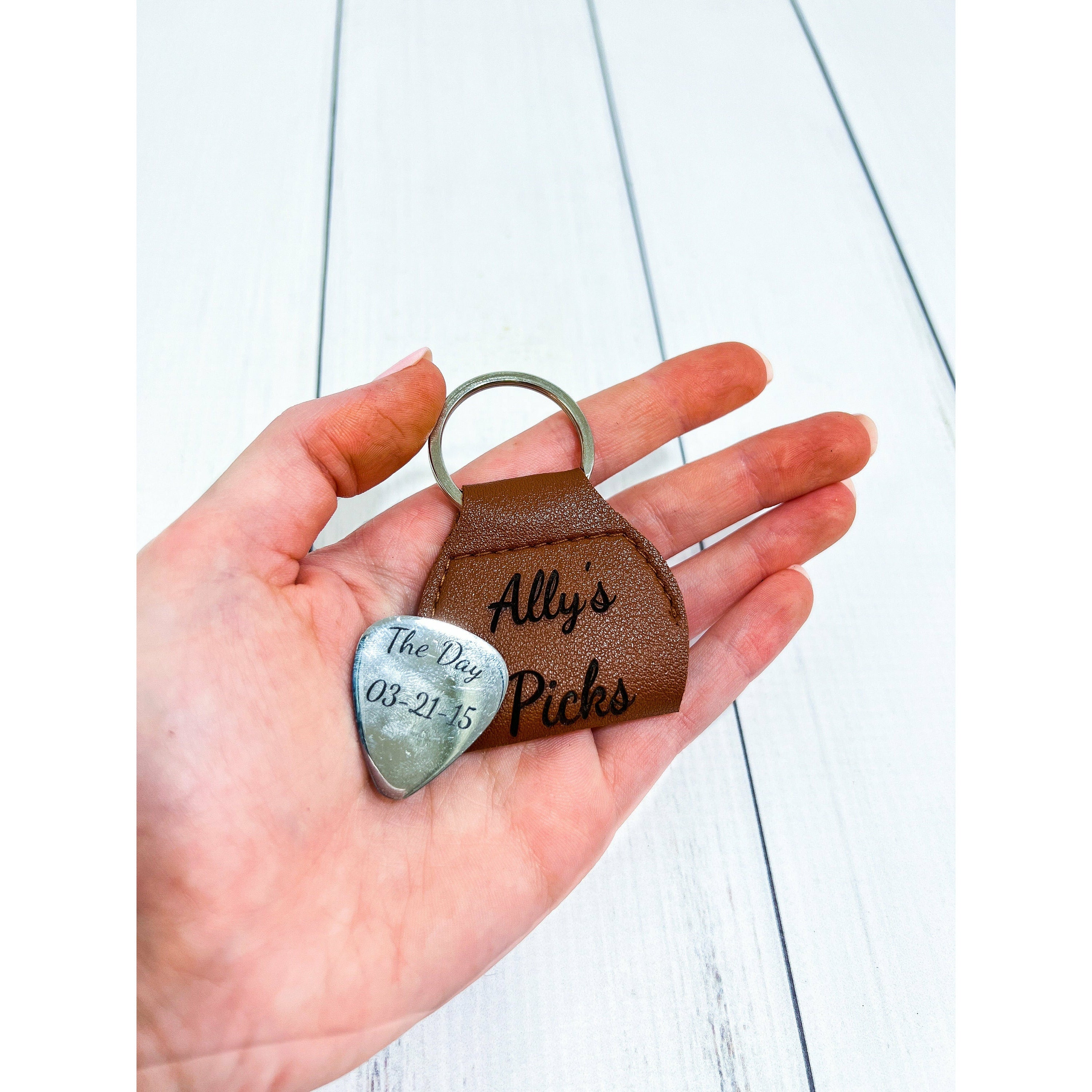 Personalized Guitar Pick w/ Leather Case