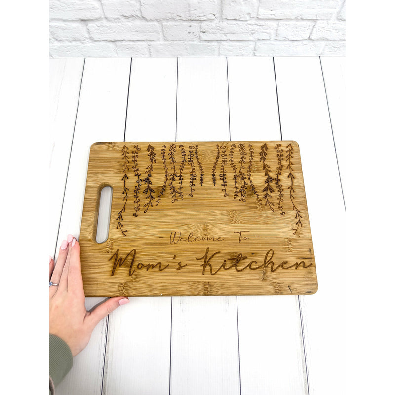 Personalized Cutting Board for Mom